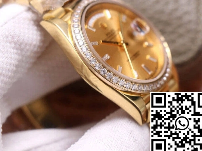 Rolex EW Date 18ct Day Gold M228348RBR-0002 Factory 0812